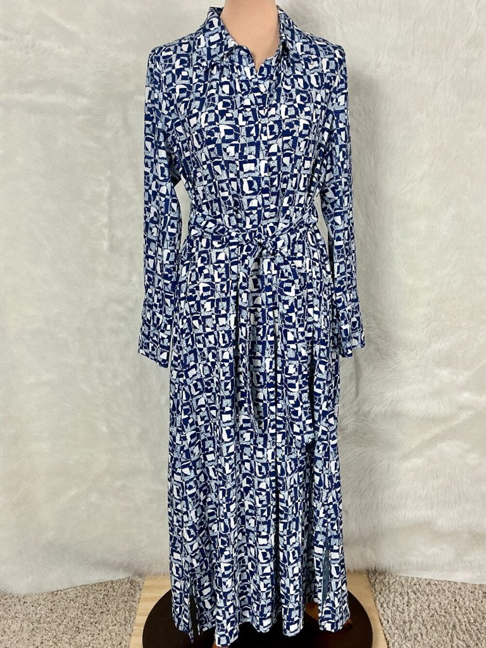 J. McLaughlin Blue Geometric Floral Long Sleeve Belted Belle Midi Shirtdress L